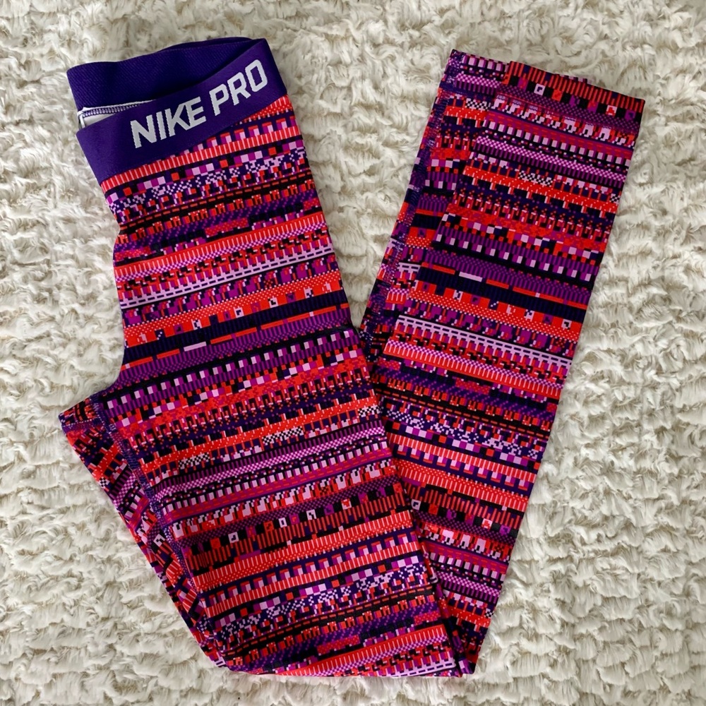 NWOT Nike Pro DRI-FIT Leggings